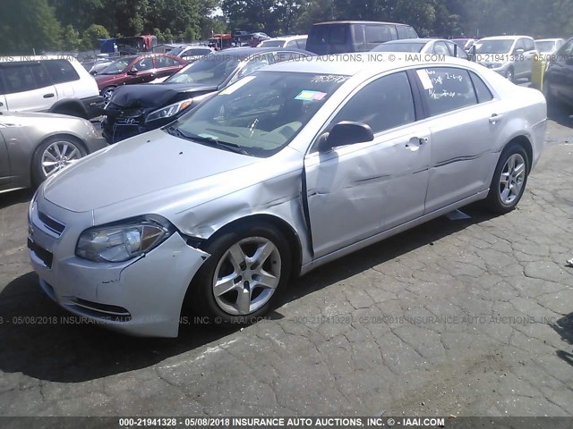1G1ZB5E1XBF194254 - 2011 CHEVROLET MALIBU LS 银色 照片 2