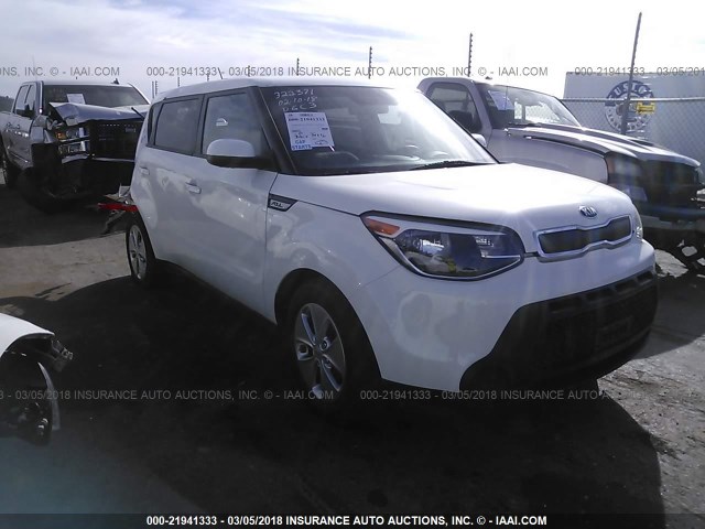 KNDJN2A24G7243832 - 2016 KIA SOUL WHITE photo 1