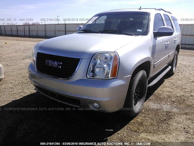 1GKS2CE07BR346417 - 2011 GMC YUKON SLT SILVER photo 6