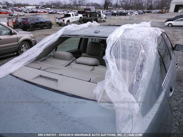 4T1BF3EK6BU604453 - 2011 TOYOTA CAMRY SE/LE/XLE GRAY photo 6