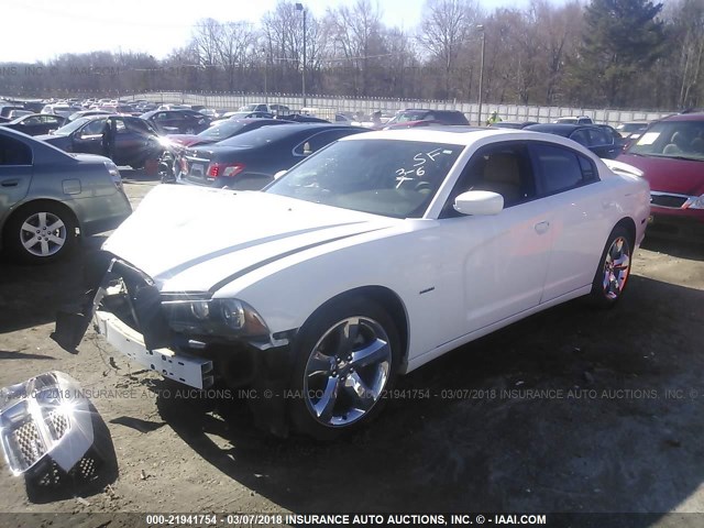 2B3CL5CT1BH610075 - 2011 DODGE CHARGER R/T WHITE photo 2