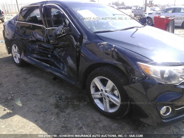 4T1BF1FK6EU773895 - 2014 TOYOTA CAMRY L/SE/LE/XLE 蓝色 照片 6