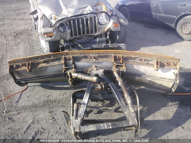 1J4FA44S46P711219 - 2006 JEEP WRANGLER / TJ UNLIMITED TAN photo 6