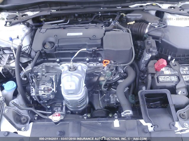 1HGCR2F51HA205786 - 2017 HONDA ACCORD SPORT 白色 照片 10