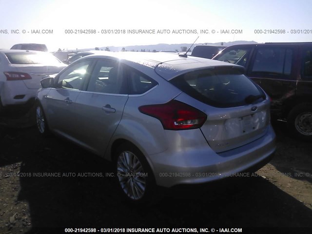 1FADP3N25HL268244 - 2017 FORD FOCUS TITANIUM SILVER photo 3