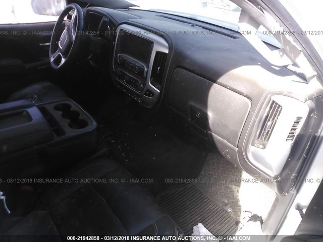 3GTU2UEC4EG362440 - 2014 GMC SIERRA K1500 SLE SILVER photo 5