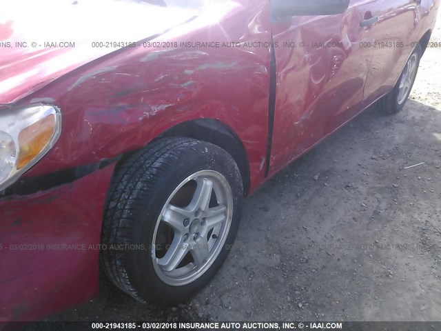 2T1KR32E26C610442 - 2006 TOYOTA COROLLA MATRIX XR RED photo 6