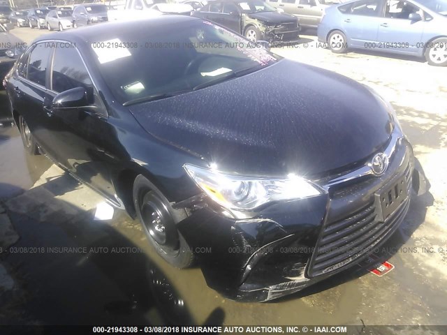 4T1BF1FK7HU444742 - 2017 TOYOTA CAMRY LE/XLE/SE/XSE BLACK photo 1
