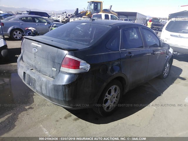 1FAHP35N38W255938 - 2008 FORD FOCUS SE/SEL/SES BLACK photo 4