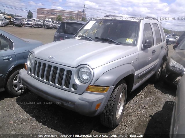 1J4GL48K45W622327 - 2005 JEEP LIBERTY SPORT SILVER photo 2