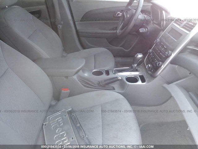 1G11B5SL4FF110079 - 2015 CHEVROLET MALIBU LS 白色 照片 5