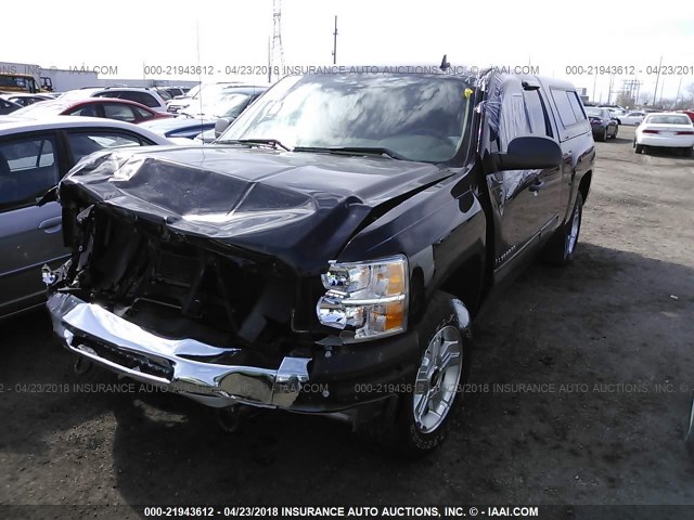 1GCRKSE70DZ408115 - 2013 CHEVROLET SILVERADO K1500 LT BLACK photo 2