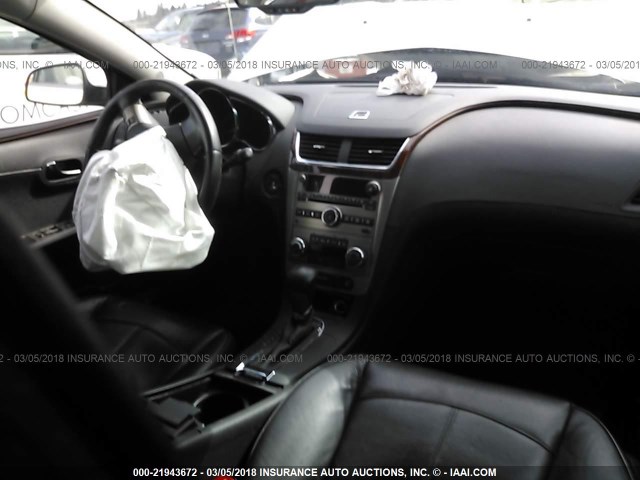 1G1ZG5E76CF241979 - 2012 CHEVROLET MALIBU LTZ WHITE photo 5