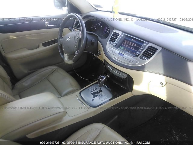 KMHGC4DE1BU124580 - 2011 HYUNDAI GENESIS 3.8L GOLD photo 5