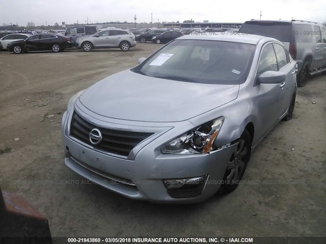 1N4AL3APXDN411350 - 2013 NISSAN ALTIMA 2.5/S/SV/SL SILVER photo 2