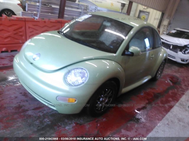 3VWBK31C75M411748 - 2005 VOLKSWAGEN NEW BEETLE GL GREEN photo 2