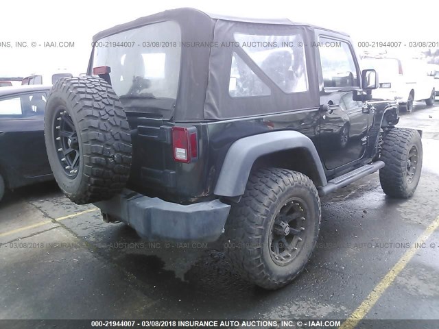 1J4AA2D17BL608545 - 2011 JEEP WRANGLER SPORT GREEN photo 4