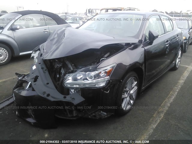 JTHKD5BH4G2271136 - 2016 LEXUS CT 200 BROWN photo 2