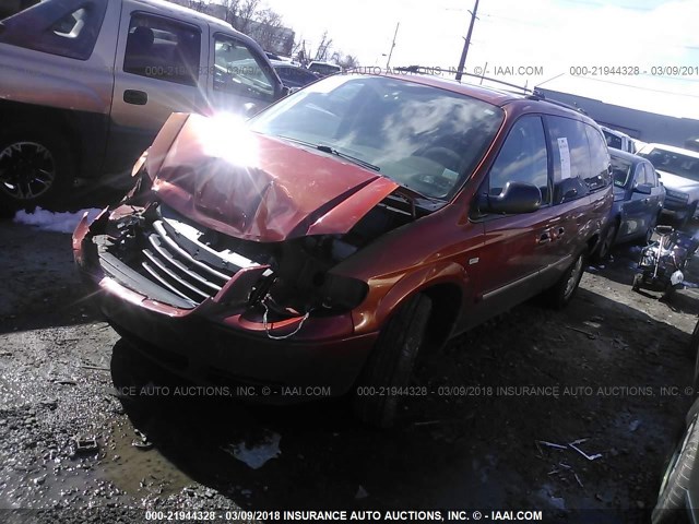 2A4GP54L56R716333 - 2006 CHRYSLER TOWN & COUNTRY TOURING ORANGE photo 2