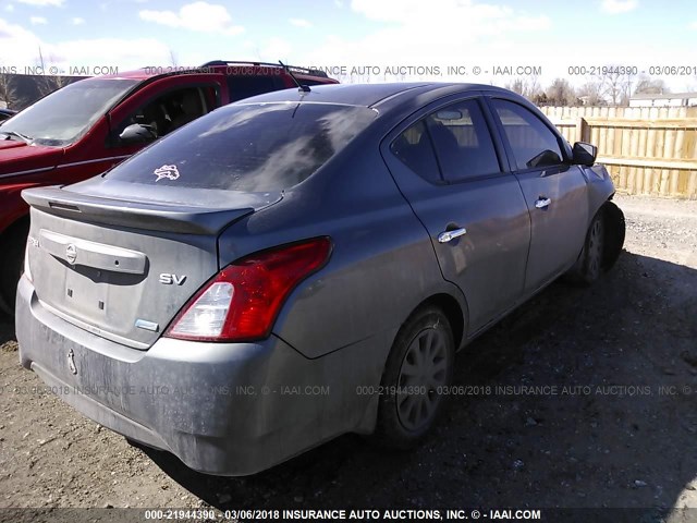 3N1CN7AP3GL845105 - 2016 NISSAN VERSA S/S PLUS/SV/SL GRAY photo 4