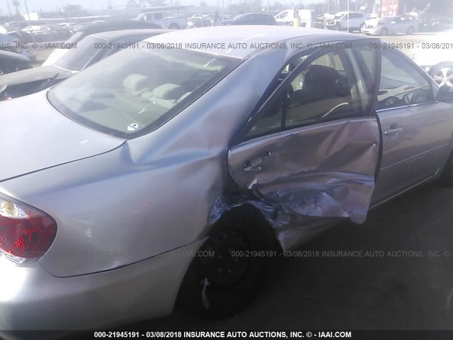 4T1BE32K85U551248 - 2005 TOYOTA CAMRY LE/XLE/SE SILVER photo 6