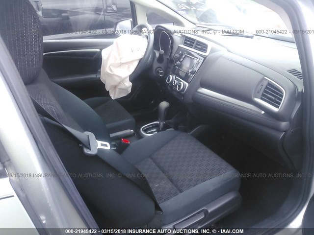 JHMGK5H5XGX004160 - 2016 HONDA FIT LX Gümüş fotoğraf 5