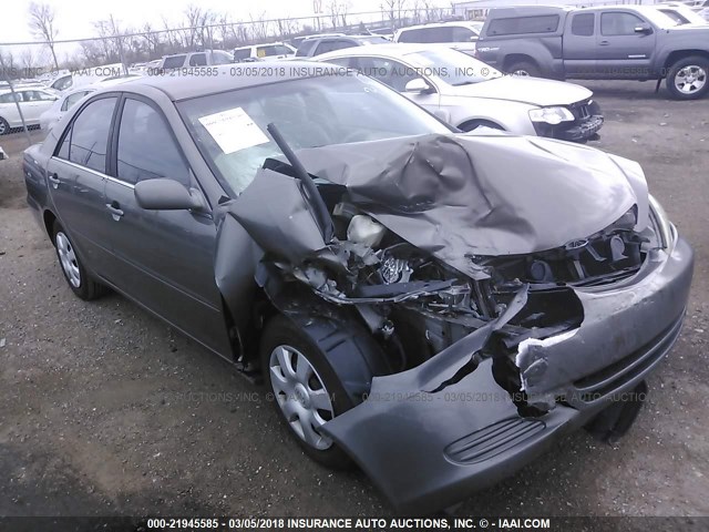 4T1BE32K03U664219 - 2003 TOYOTA CAMRY LE/XLE/SE GRAY photo 1