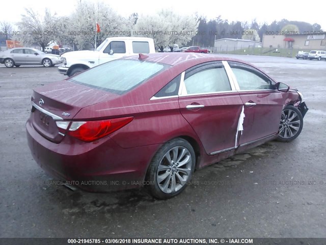 5NPEC4AB9CH338976 - 2012 HYUNDAI SONATA SE/LIMITED RED photo 4