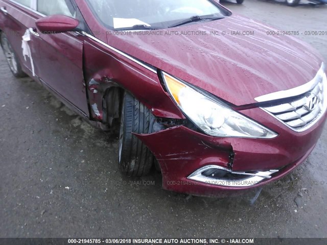 5NPEC4AB9CH338976 - 2012 HYUNDAI SONATA SE/LIMITED RED photo 6