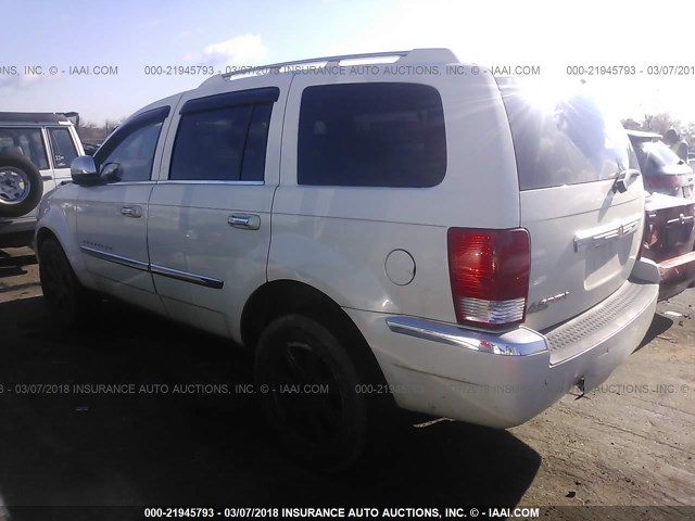 1A8HW58N28F127381 - 2008 CHRYSLER ASPEN LIMITED WHITE photo 3