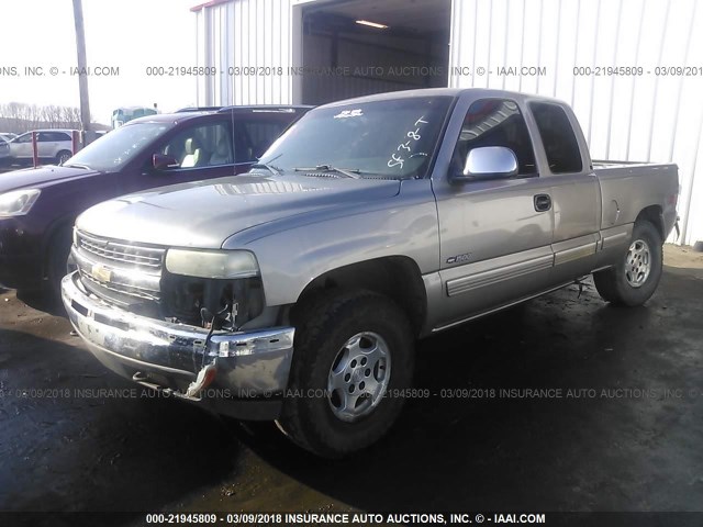 2GCEK19T411296150 - 2001 CHEVROLET SILVERADO K1500 SILVER photo 2