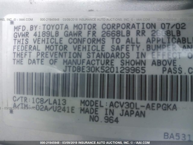 JTDBE30K520129965 - 2002 TOYOTA CAMRY LE/XLE/SE SILVER photo 9