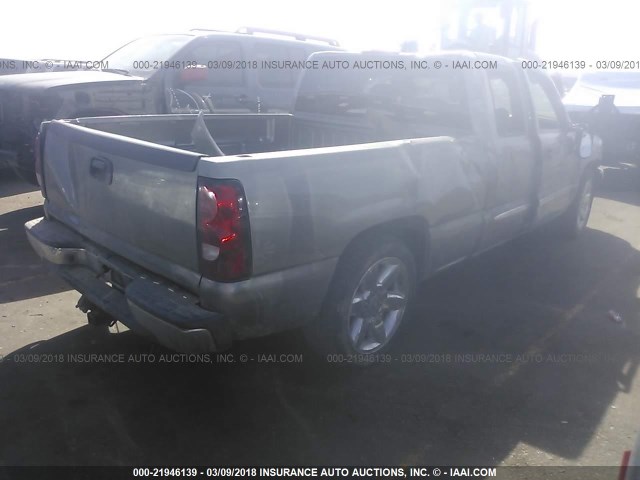 1GTEC19Z26Z226226 - 2006 GMC NEW SIERRA C1500 GRAY photo 4