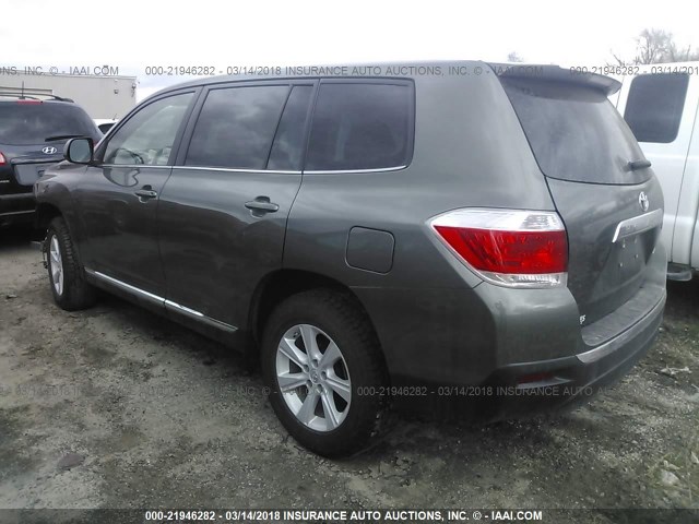 5TDBK3EH1CS166533 - 2012 TOYOTA HIGHLANDER SE GRAY photo 3