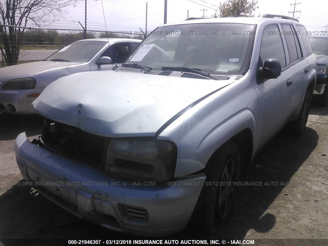 1GNDT13S872270353 - 2007 CHEVROLET TRAILBLAZER LS/LT SILVER photo 2