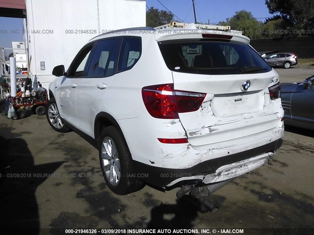 5UXWZ7C56H0V85662 - 2017 BMW X3 SDRIVE28I WHITE photo 3