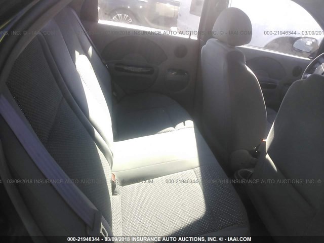 KL1TJ52694B267129 - 2004 CHEVROLET AVEO LS BLACK photo 8
