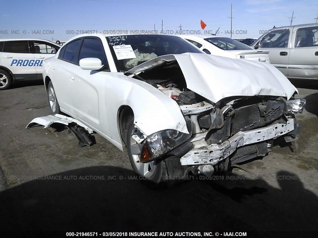 2C3CDXHGXEH258786 - 2014 DODGE CHARGER SXT WHITE photo 1