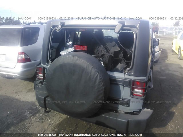 1C4BJWDG3EL203566 - 2014 JEEP WRANGLER UNLIMITE SPORT GRAY photo 6