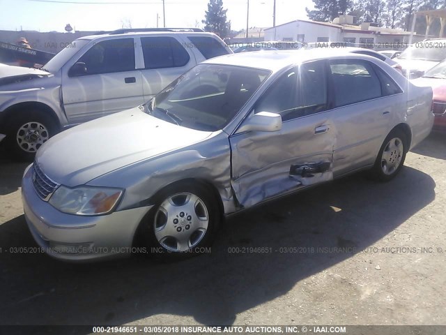 4T1BF28B94U363447 - 2004 TOYOTA AVALON XL/XLS SILVER photo 2