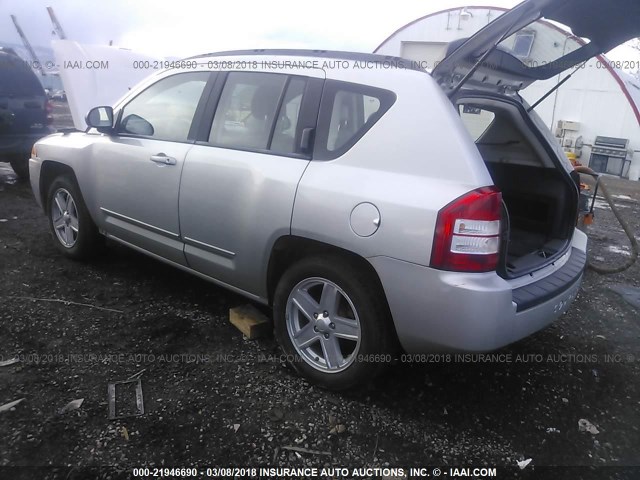 1J4NF4FB5AD589331 - 2010 JEEP COMPASS SPORT SILVER photo 3