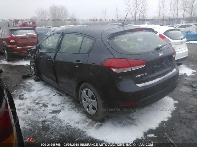 KNAFK5A86H5707489 - 2017 KIA FORTE LX BLACK photo 3