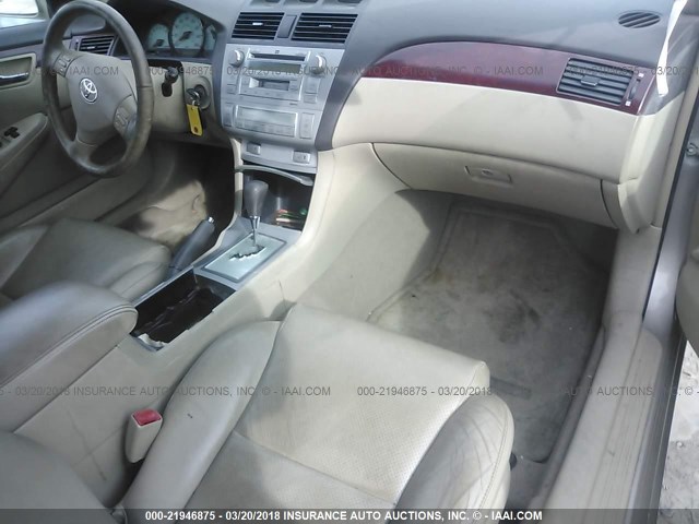 4T1CA30P45U054292 - 2005 TOYOTA CAMRY SOLARA SE/SLE ოქროსფერი ფოტო 5