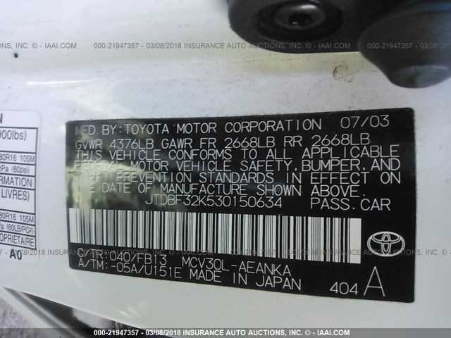 JTDBF32K530150634 - 2003 TOYOTA CAMRY LE/XLE Սպիտակ լուսանկար 9