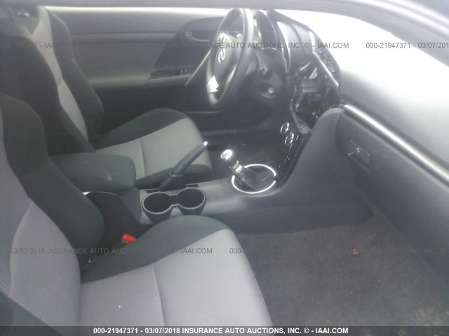 JTKJF5C74FJ009143 - 2015 TOYOTA SCION TC 黑色 照片 5