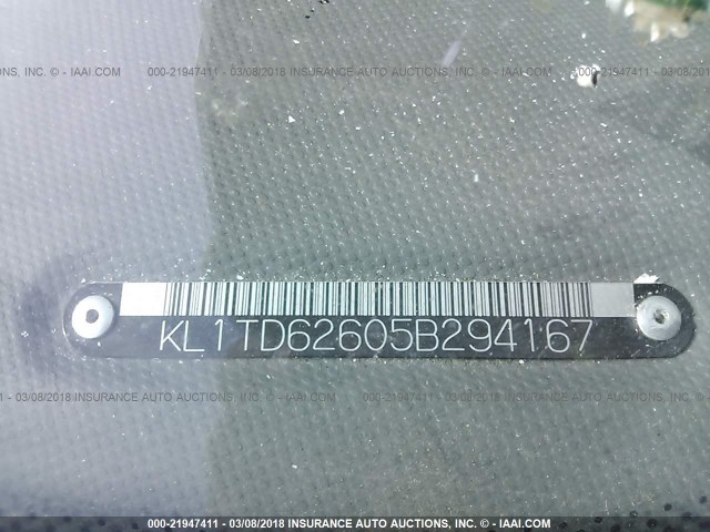 KL1TD62605B294167 - 2005 CHEVROLET AVEO LS BLUE photo 9