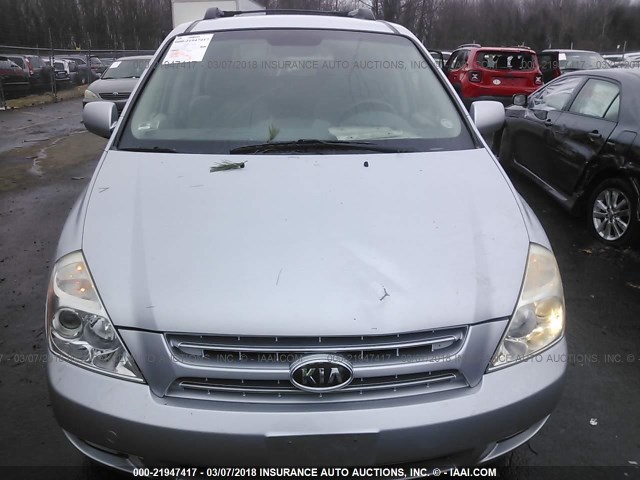 KNDMB233386239421 - 2008 KIA SEDONA EX/LX SILVER photo 6