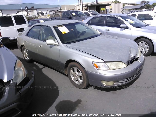 JT8BF28G6X0169551 - 1999 LEXUS ES 300 SILVER photo 1