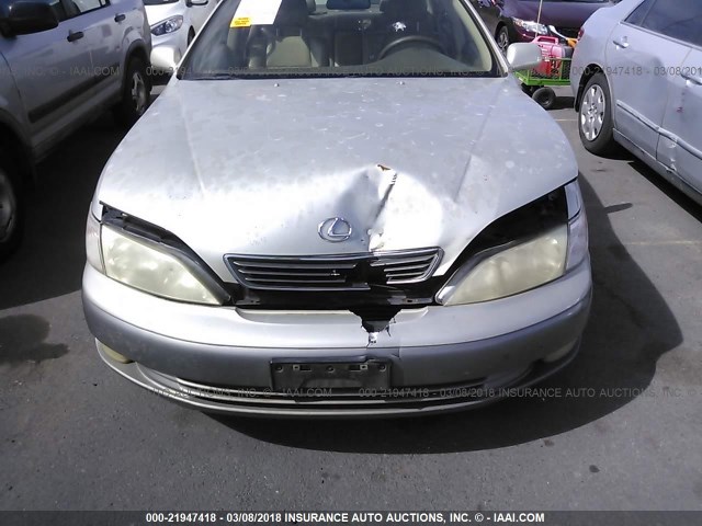 JT8BF28G6X0169551 - 1999 LEXUS ES 300 SILVER photo 6