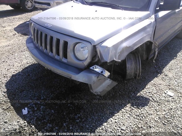 1C4NJPBB6GD648911 - 2016 JEEP PATRIOT SPORT SILVER photo 6